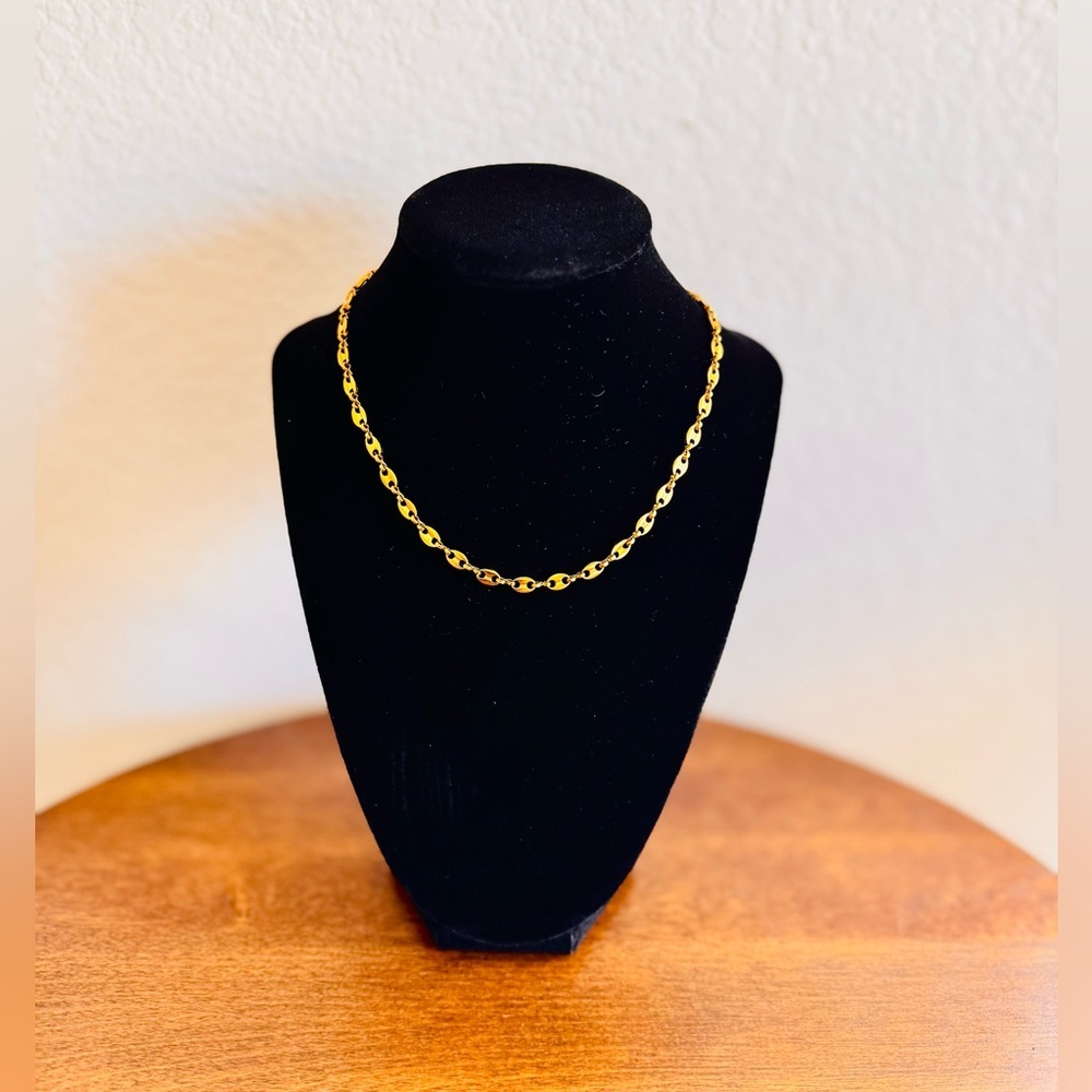 Gold Rope-Style Necklace Elegant Jewelry - Picture 5 of 5